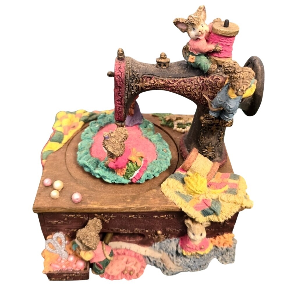 Vintage Music Box Mice Sewing Machine Tune "Whistle While You Work" 6x5x4 inches